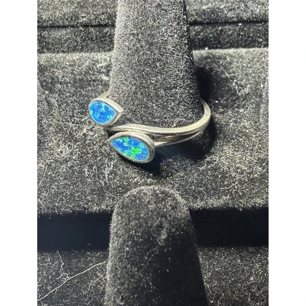 925 Sterling Silver Blue Fire Opal Bypass Ring Size 10.75 Pear Cut Inlay Wrap